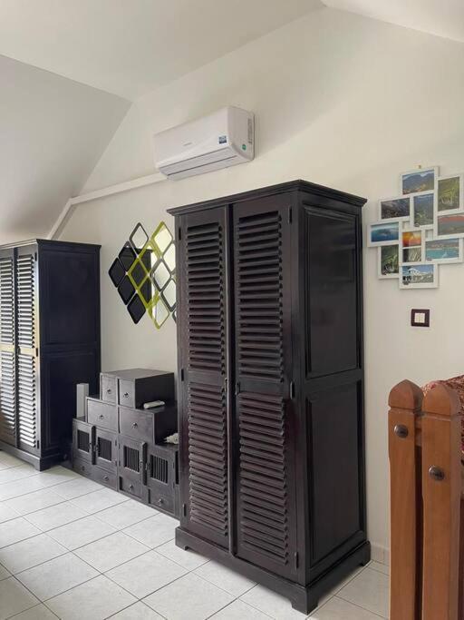 Duplex 1 Mn Plage De Trou D Eau Location A La Semaine Minimum Ла-Салін-ле-Бен Екстер'єр фото